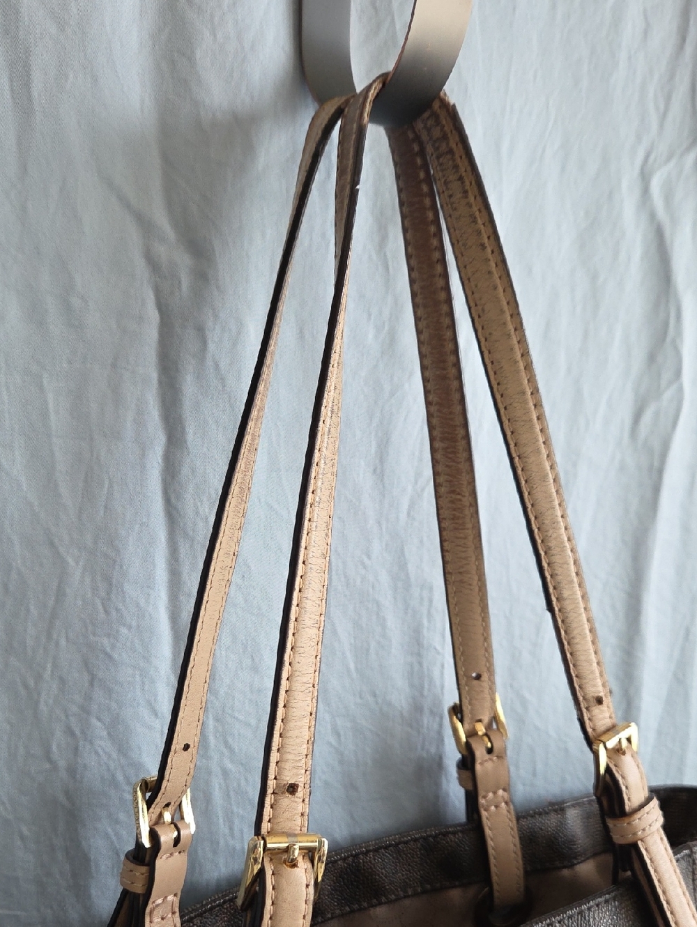 Michael Kors Jet Set East West Signature Monogram Tote Bag in Brown - Picture 6 of 17